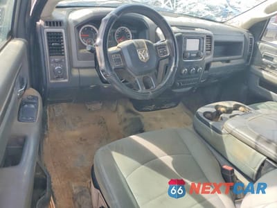 Zdjęcie 8 z 13 samochodu: 2016 RAM 5500 VIN:3C7WRMAL1GG115344 - miniatura