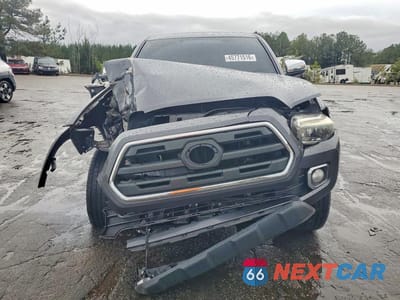 Piąte zdjęcie samochodu w środku: 2017 TOYOTA TACOMA LIMITED VIN:5TFGZ5AN2HX110188 - miniatura