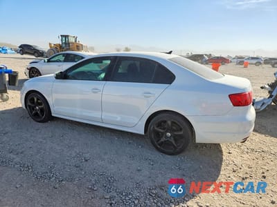 Drugie zdjęcie samochodu z przodu: 2014 VOLKSWAGEN JETTA SE VIN:3VWD07AJ5EM412269 - miniatura