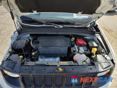 Zdjęcie 12 z 12 samochodu: 2020 JEEP RENEGADE LATITUDE VIN:ZACNJBBB5LPL74290 - miniatura