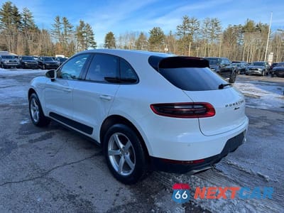 Trzecie zdjęcie samochodu z tyłu: 2017 PORSCHE MACAN VIN:WP1AA2A52HLB83627 - miniatura