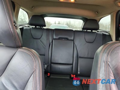 Zdjęcie 10 z 12 samochodu: 2011 VOLVO XC60 T6 VIN:YV4902DZ3B2216912 - miniatura