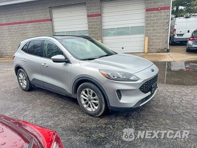 2020 FORD ESCAPE SE 1FMCU0G60LUB31708 - główne zdjęcie licytacji z USA - miniatura