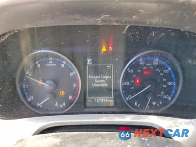 Zdjęcie 9 z 14 samochodu: 2018 TOYOTA RAV4 LE VIN:JTMZFREV4JJ729595 - miniatura