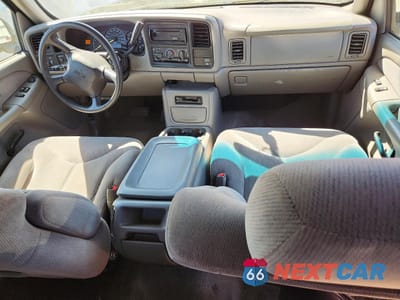 Zdjęcie 8 z 12 samochodu: 2000 GMC NEW SIERRA C1500 VIN:1GTEC19T7YZ159296 - miniatura