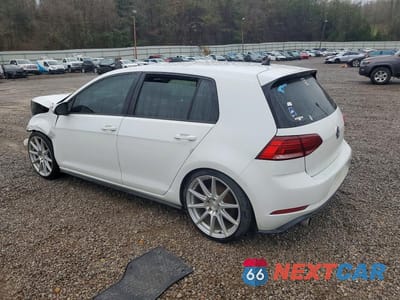 Drugie zdjęcie samochodu z przodu: 2018 VOLKSWAGEN GTI S VIN:3VW547AU4JM292462 - miniatura