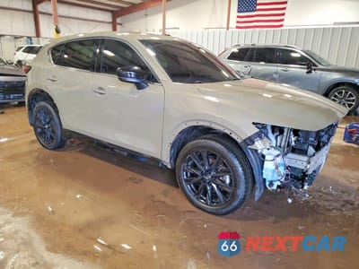 Czwarte zdjęcie samochodu z boku: 2024 MAZDA CX-5 CARBON TURBO VIN:JM3KFBAY5R0425709 - miniatura