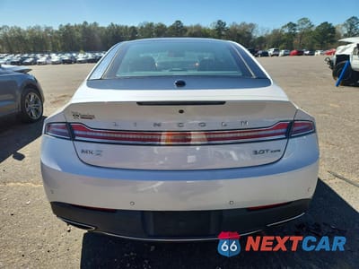 Zdjęcie 6 z 12 samochodu: 2018 LINCOLN MKZ RESERVE VIN:3LN6L5FC9JR620035 - miniatura