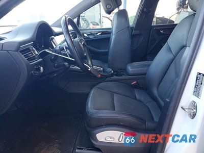 Zdjęcie 7 z 14 samochodu: 2022 PORSCHE MACAN VIN:WP1AA2A50NLB00188 - miniatura