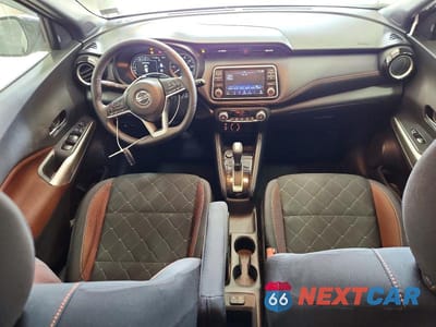 Zdjęcie 8 z 12 samochodu: 2019 NISSAN KICKS SR VIN:3N1CP5CU9KL529282 - miniatura