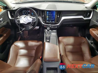 Zdjęcie 8 z 12 samochodu: 2020 VOLVO XC60 T5 MOMENTUM VIN:YV4102RK7L1566382 - miniatura