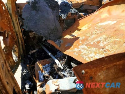 Zdjęcie 8 z 11 samochodu: 2025 CHEVROLET EQUINOX LT VIN:3GNAXHEG6SL307769 - miniatura