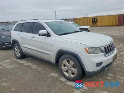 Czwarte zdjęcie samochodu z boku: 2013 JEEP GRAND CHEROKEE LIMITED VIN:1C4RJFBG0DC638562 - miniatura