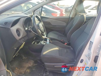 Zdjęcie 7 z 12 samochodu: 2015 TOYOTA YARIS 5-DOOR L VIN:VNKKTUD35FA036482 - miniatura