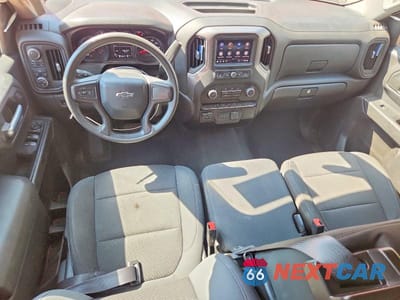 Zdjęcie 8 z 12 samochodu: 2021 CHEVROLET SILVERADO K1500 TRAIL BOSS CUSTOM VIN:3GCPYCEF8MG315796 - miniatura
