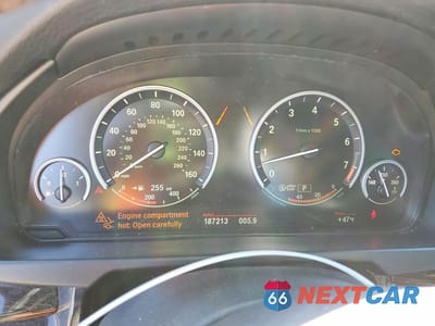 Zdjęcie 9 z 12 samochodu: 2018 BMW X5 SDRIVE35I VIN:5UXKR2C57J0X08859 - miniatura