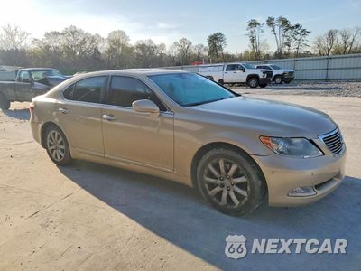 Czwarte zdjęcie samochodu z boku: 2008 LEXUS LS 460 BASE VIN:JTHBL46F585079665 - miniatura