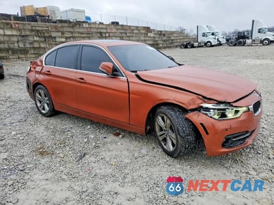 Czwarte zdjęcie samochodu z boku: 2017 BMW 330 VIN:WBA8B9G34HNU52935 - miniatura