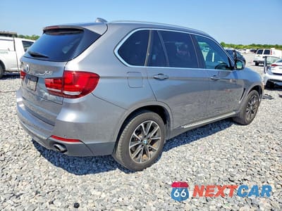 Trzecie zdjęcie samochodu z tyłu: 2017 BMW X5 XDRIVE35I VIN:5UXKR0C51H0U51731 - miniatura