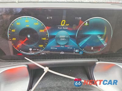 Zdjęcie 9 z 12 samochodu: 2023 MERCEDES-BENZ GLB 250 4MATIC VIN:W1N4M4HB4PW276720 - miniatura