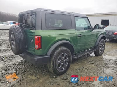 Trzecie zdjęcie samochodu z tyłu: 2024 FORD BRONCO BIG BEND VIN:1FMDE7AH6RLB52758 - miniatura