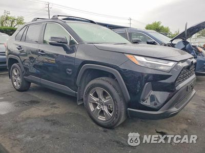 Czwarte zdjęcie samochodu z boku: 2024 TOYOTA RAV4 HYBRID LE VIN:JTMMWRFVXRD258667 - miniatura
