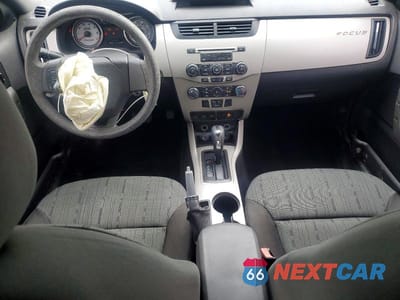 Zdjęcie 8 z 11 samochodu: 2008 FORD FOCUS SE VIN:1FAHP33N18W276712 - miniatura