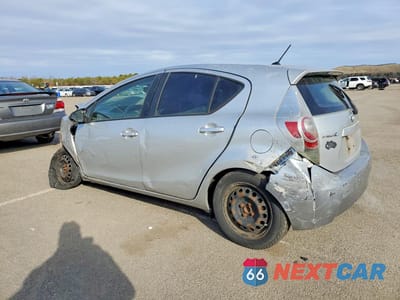 Drugie zdjęcie samochodu z przodu: 2013 TOYOTA PRIUS C TWO VIN:JTDKDTB34D1528209 - miniatura