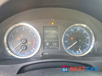 Zdjęcie 9 z 11 samochodu: 2018 TOYOTA COROLLA LE VIN:5YFBURHE7JP778918 - miniatura