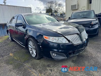 2009 LINCOLN MKS 1LNHM94RX9G608922 - główne zdjęcie licytacji z USA - miniatura