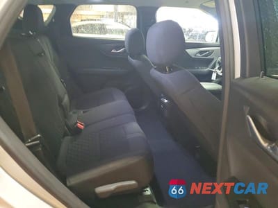 Zdjęcie 11 z 13 samochodu: 2022 CHEVROLET BLAZER 2LT VIN:3GNKBCR41NS143086 - miniatura