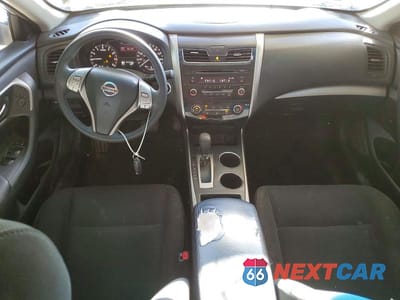 Zdjęcie 8 z 12 samochodu: 2015 NISSAN ALTIMA 2.5 S VIN:1N4AL3AP8FC578076 - miniatura