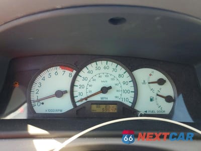 Zdjęcie 9 z 12 samochodu: 2004 TOYOTA COROLLA LE VIN:JTDBR32E242035321 - miniatura