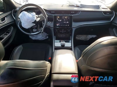 Zdjęcie 8 z 13 samochodu: 2025 JEEP GRAND CHEROKEE LAREDO VIN:1C4RJGAG1SC371047 - miniatura