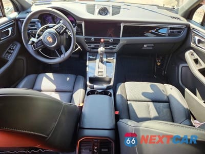 Zdjęcie 8 z 12 samochodu: 2026 PORSCHE MACAN BASE VIN:WP1AA2A54TLB00692 - miniatura