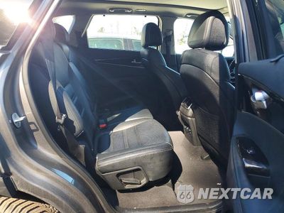 Zdjęcie 11 z 12 samochodu: 2016 KIA SORENTO EX V6 VIN:5XYPHDA54GG073059 - miniatura