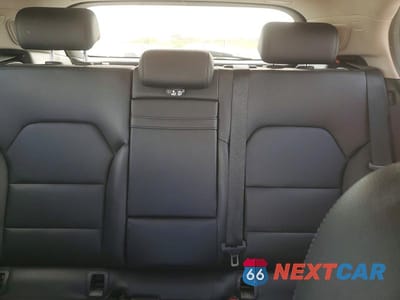 Zdjęcie 10 z 13 samochodu: 2015 MERCEDES-BENZ GLA 250 4MATIC VIN:WDCTG4GB1FJ031245 - miniatura
