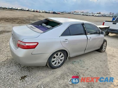 Trzecie zdjęcie samochodu z tyłu: 2007 TOYOTA CAMRY XLE VIN:4T1BE46K77U180845 - miniatura