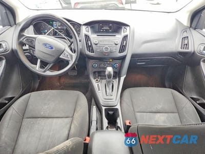 Zdjęcie 8 z 11 samochodu: 2016 FORD FOCUS SE VIN:1FADP3F21GL215621 - miniatura