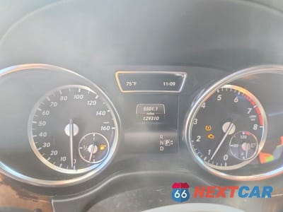 Zdjęcie 9 z 13 samochodu: 2015 MERCEDES-BENZ GL 550 4MATIC VIN:4JGDF7DE5FA444357 - miniatura