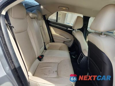 Zdjęcie 10 z 11 samochodu: 2021 CHRYSLER 300 TOURING VIN:2C3CCAAGXMH515812 - miniatura