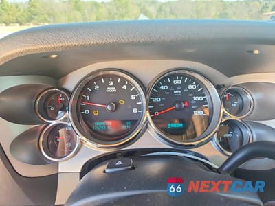 Zdjęcie 9 z 12 samochodu: 2011 CHEVROLET SILVERADO K1500 LT VIN:3GCPKSE35BG259010 - miniatura