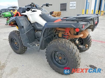 Trzecie zdjęcie samochodu z tyłu: 2016 CAN-AM OUTLANDER L X MR 570 VIN:3JBLWAT2XGJ001439 - miniatura