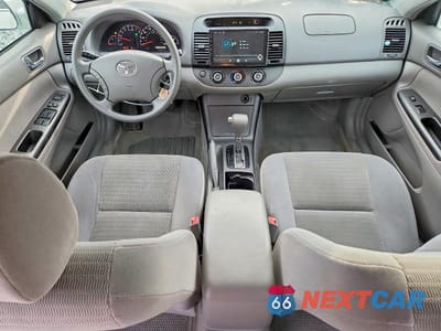 Zdjęcie 8 z 11 samochodu: 2006 TOYOTA CAMRY LE VIN:4T1BE32K36U719489 - miniatura