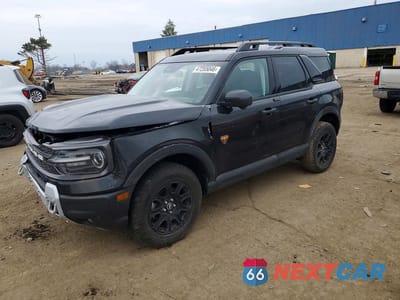 2025 FORD BRONCO SPORT BADLANDS 3FMCR9DA7SRF23573 - główne zdjęcie licytacji z USA - miniatura