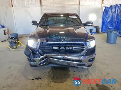 Piąte zdjęcie samochodu w środku: 2021 RAM 1500 BIG HORN VIN:1C6SRFFT9MN717841 - miniatura