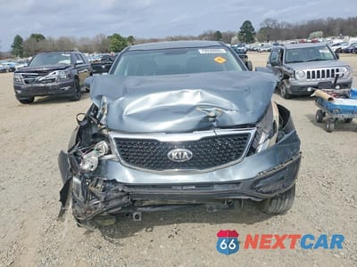 Piąte zdjęcie samochodu w środku: 2015 KIA SPORTAGE LX VIN:KNDPB3AC6F7707638 - miniatura