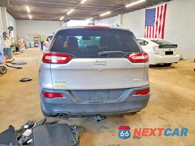 Zdjęcie 6 z 14 samochodu: 2018 JEEP CHEROKEE LATITUDE PLUS VIN:1C4PJMLB3JD501104 - miniatura