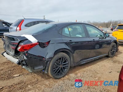 Trzecie zdjęcie samochodu z tyłu: 2025 TOYOTA CAMRY SE VIN:4T1DBADK0SU016851 - miniatura