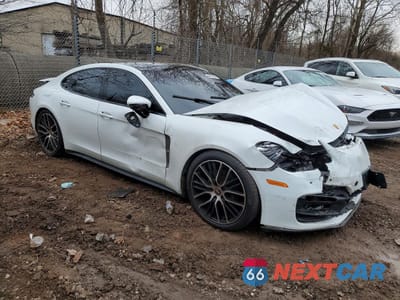 Czwarte zdjęcie samochodu z boku: 2022 PORSCHE PANAMERA BASE VIN:WP0AJ2A78NL101415 - miniatura